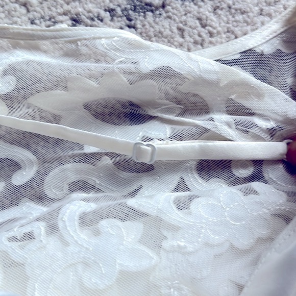 Minute Ivory Occasion Dress - Picture 9 of 9